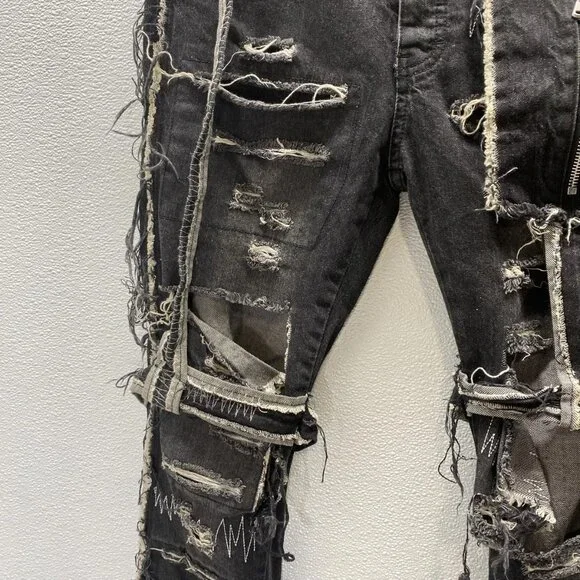 NEW WHO DECIDES WAR by Ev Bravado Gnarly Destroyed Denim Jeans – Black Size 32